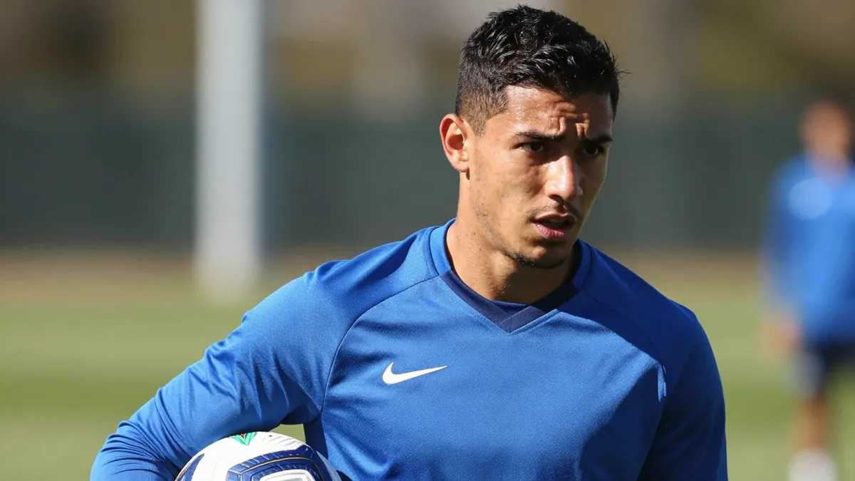 Millwall Football Club have agreed a loan deal with Nottingham Forest for young defender Zach Abbott, a versatile...