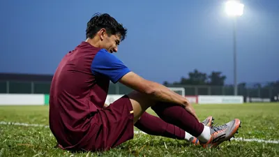 Alejandro Garnacho's Aston Villa loan is at risk due to a hamstring injury and UEFA's 60-day registration rule for...