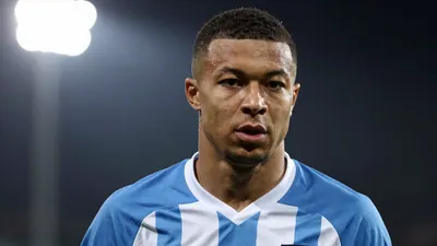 Millwall eye transfer coup with 22-year-old striker Max Dean