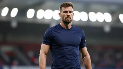 Millwall Football Club signs Scotland striker Lyndon Dykes for one year